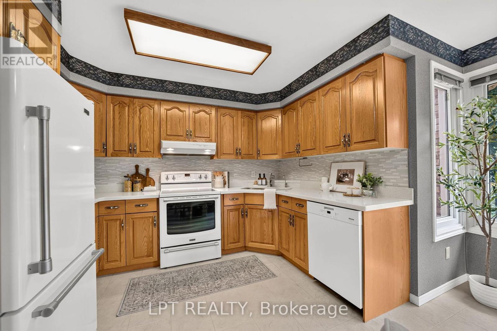 38 Stoneycreek Place, London North, Ontario  N5X 3X4 - Photo 16 - X13752810