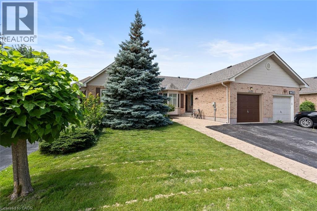 4430 Michael Avenue, Beamsville, Ontario  L3J 0E1 - Photo 2 - 40847952