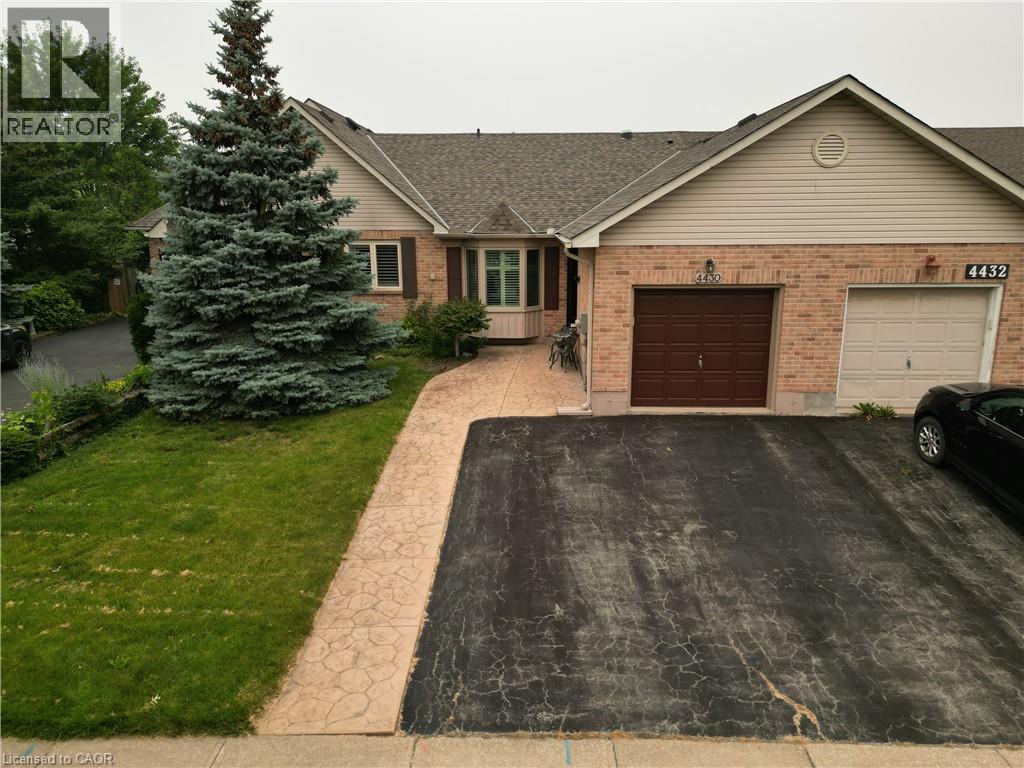 4430 Michael Avenue, Beamsville, Ontario  L3J 0E1 - Photo 4 - 40847952