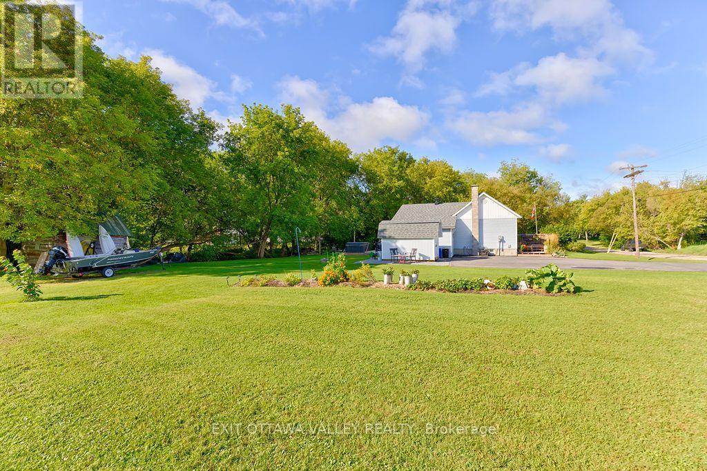 39 Creek Street, Whitewater Region, Ontario  K0J 2L0 - Photo 39 - X13752860
