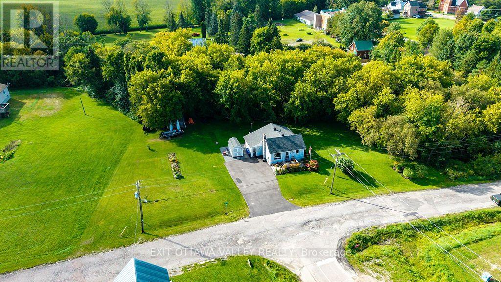 39 Creek Street, Whitewater Region, Ontario  K0J 2L0 - Photo 41 - X13752860