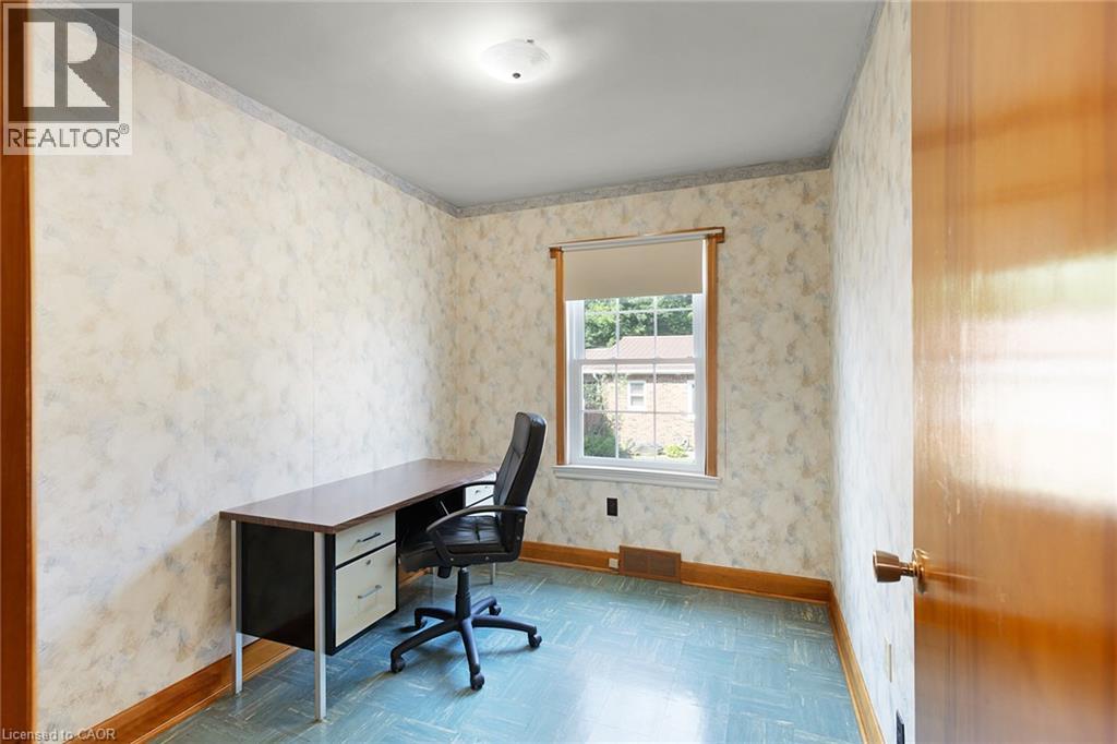24 Pine Street, Delhi, Ontario  N4B 1N6 - Photo 13 - 40860373