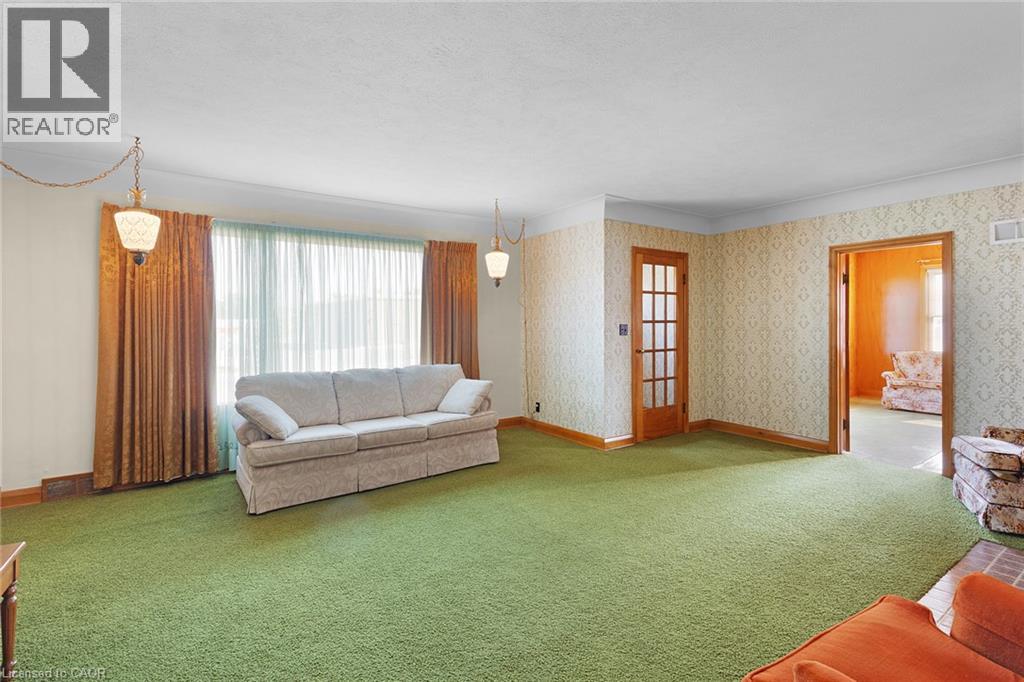 24 Pine Street, Delhi, Ontario  N4B 1N6 - Photo 9 - 40860373