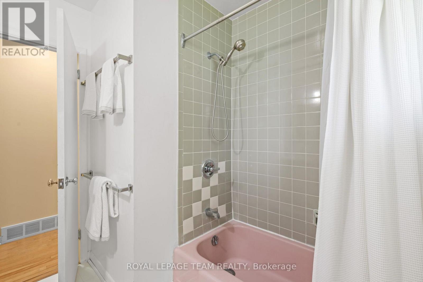 1130 Parkway Drive, Ottawa, Ontario  K2C 2W2 - Photo 13 - X13752828