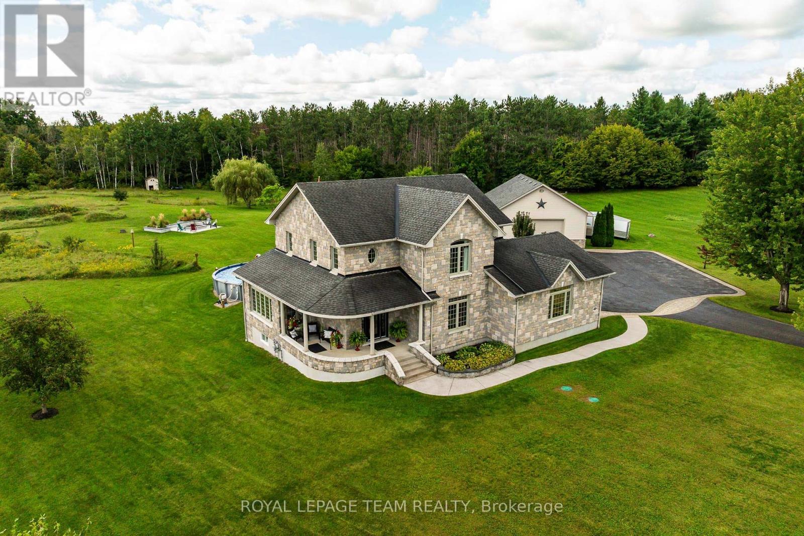 61 BALMORAL ST STREET, North Grenville, Ontario