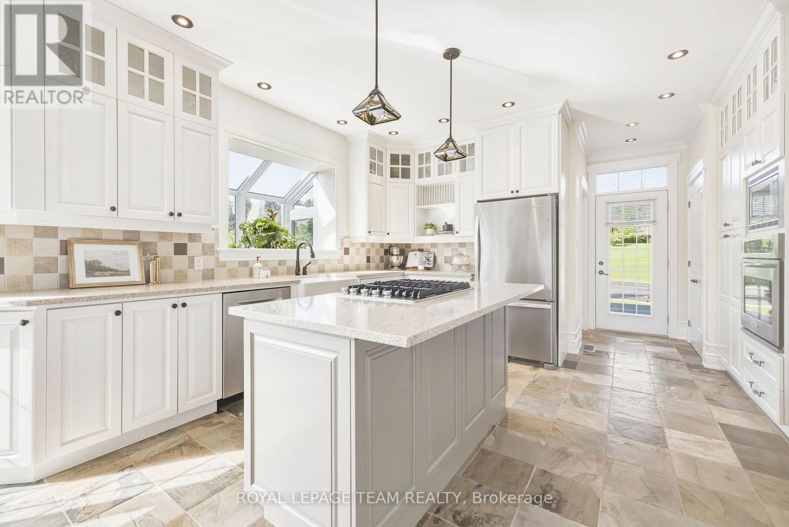 61 Balmoral Street, North Grenville, Ontario  K0G 1J0 - Photo 15 - X13752896