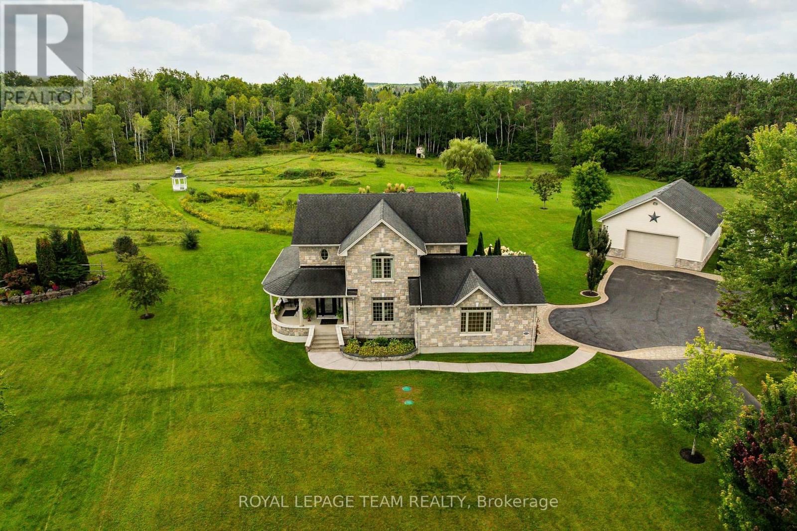61 Balmoral Street, North Grenville, Ontario  K0G 1J0 - Photo 2 - X13752896