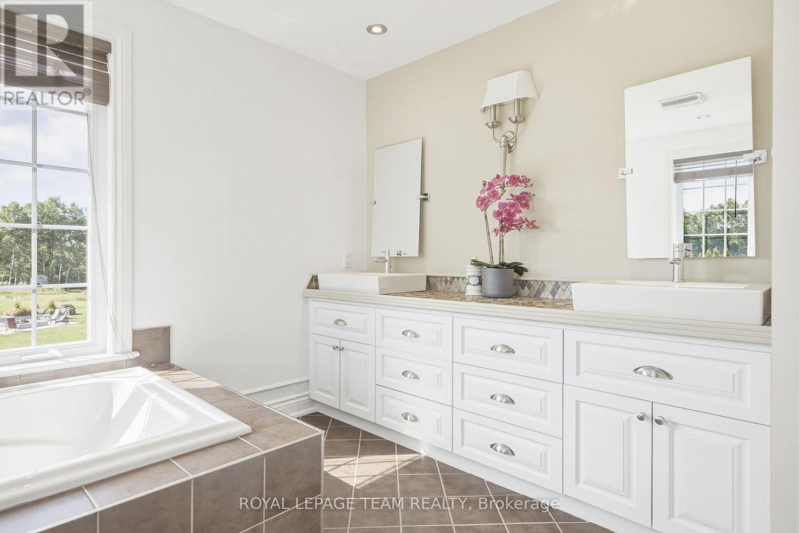 61 Balmoral Street, North Grenville, Ontario  K0G 1J0 - Photo 31 - X13752896