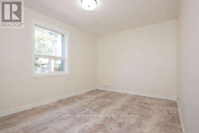 2011 Murray Avenue, Thunder Bay, Ontario  P7E 5B2 - Photo 13 - X13752888