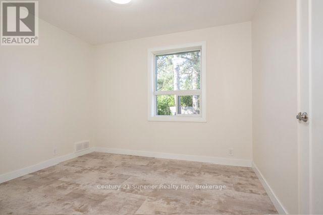 2011 Murray Avenue, Thunder Bay, Ontario  P7E 5B2 - Photo 15 - X13752888