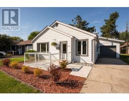 2011 MURRAY AVENUE, Thunder Bay, Ontario