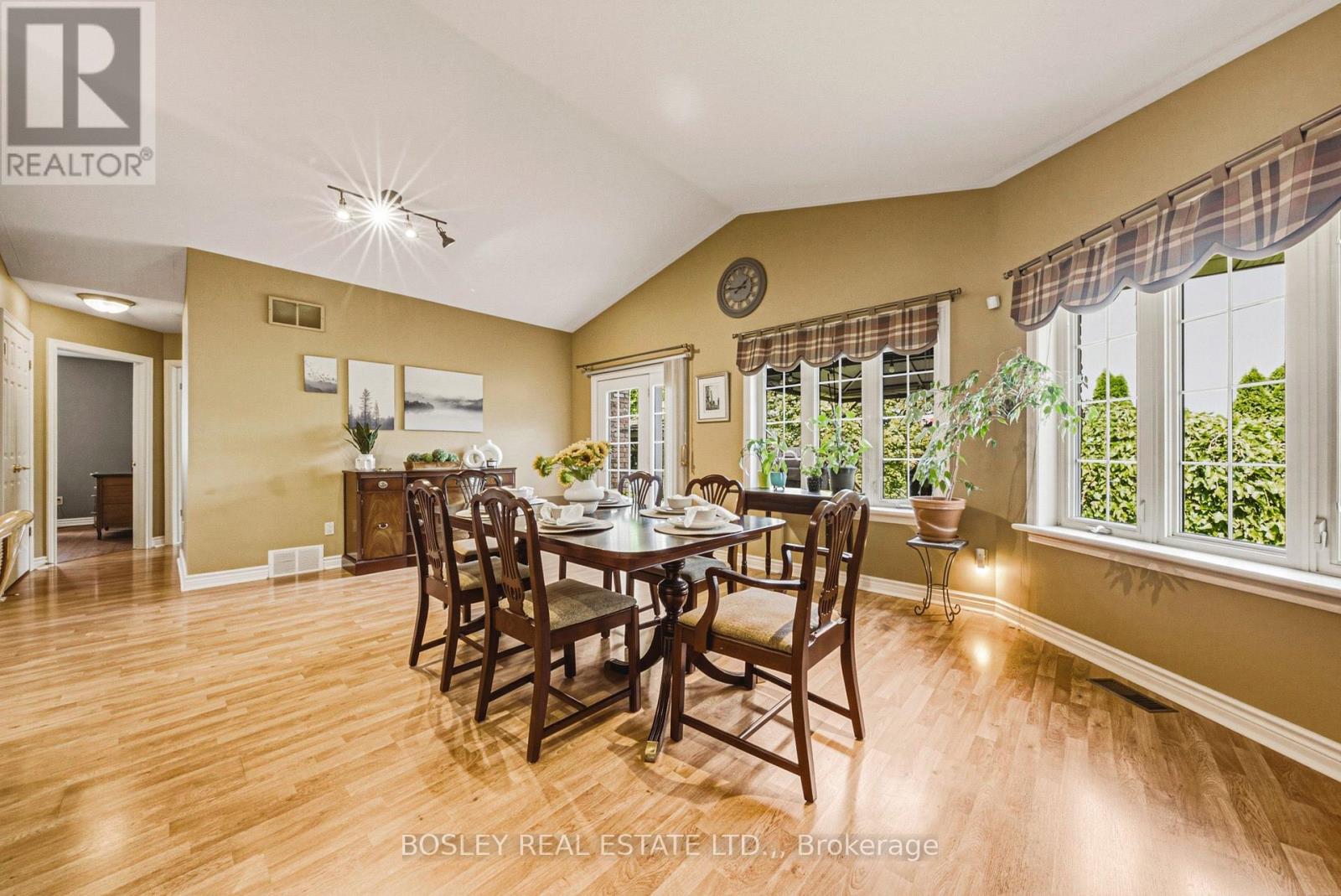4011 Azalea Crescent, Lincoln, Ontario  L0R 2C0 - Photo 13 - X13752772