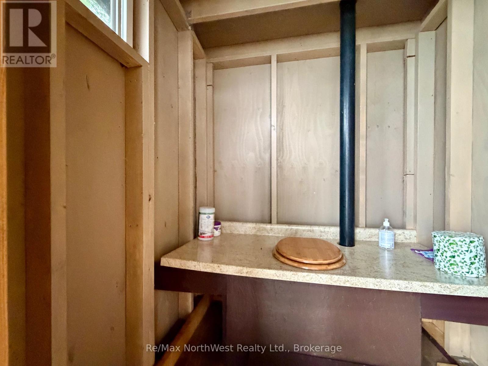 19487 Pcl Island, Fort Frances, Ontario  P9A 3M3 - Photo 28 - X13752978