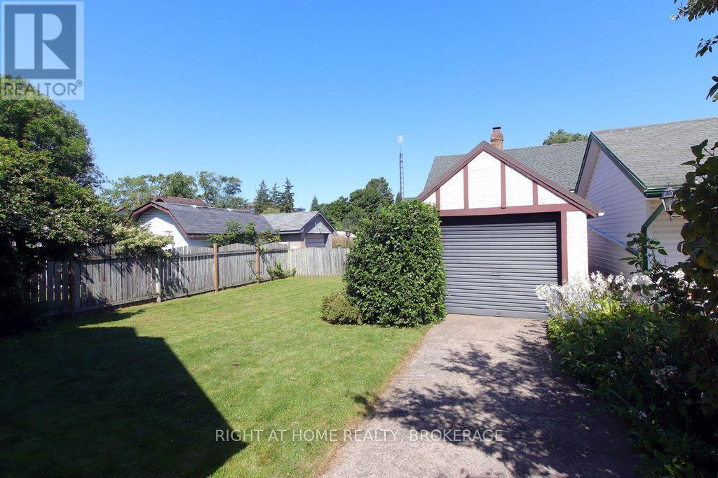 31 Stuart Avenue, St. Catharines, Ontario  L2R 1M8 - Photo 13 - X13752872