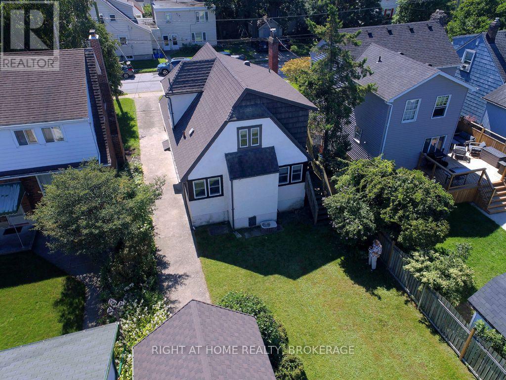 31 Stuart Avenue, St. Catharines, Ontario  L2R 1M8 - Photo 6 - X13752872