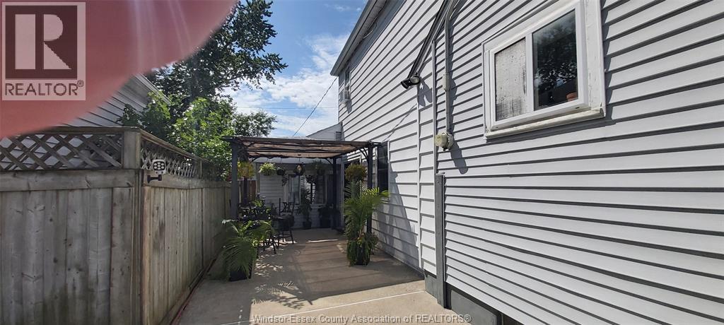 1047 Esdras Avenue, Windsor, Ontario  N8S 2N1 - Photo 47 - 26021795