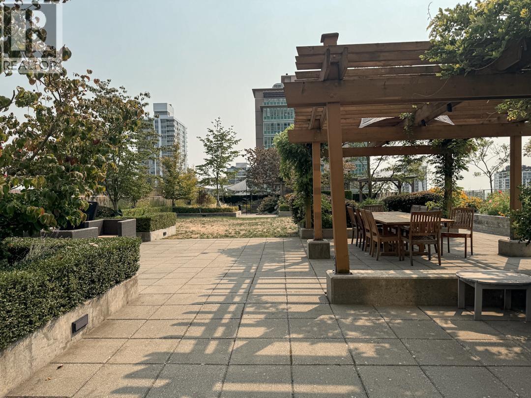 321 135 E 17th Street, North Vancouver, British Columbia  V7L 0C4 - Photo 17 - R3162062