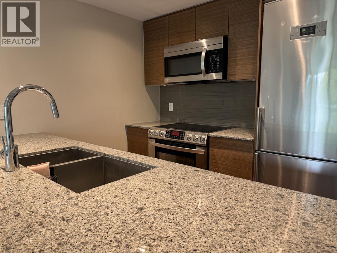 321 135 E 17th Street, North Vancouver, British Columbia  V7L 0C4 - Photo 7 - R3162062