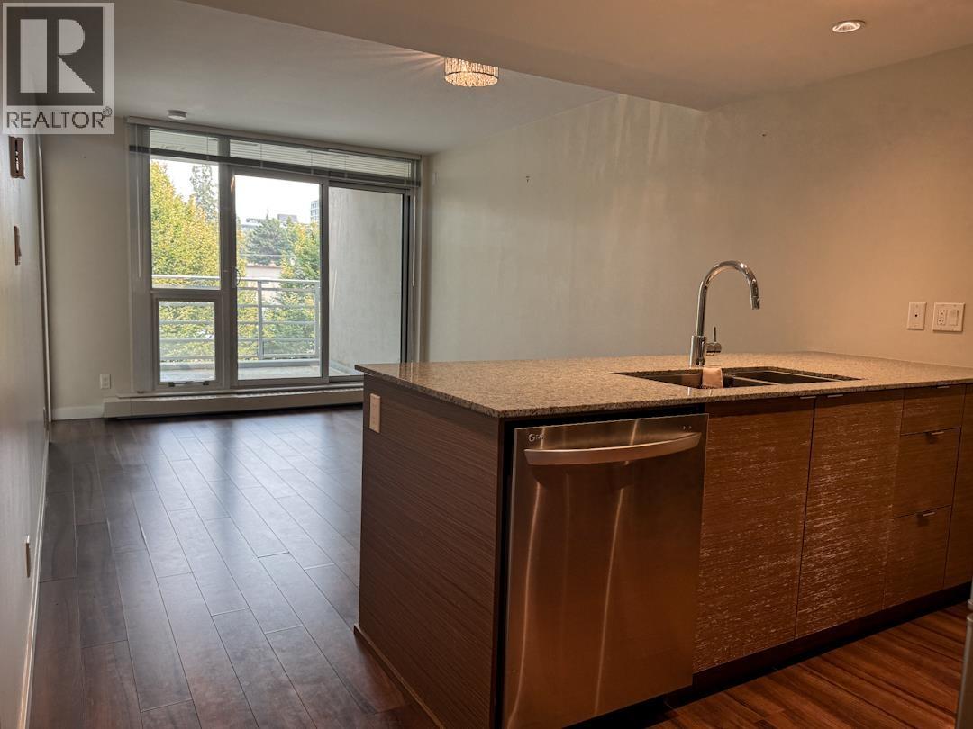 321 135 E 17th Street, North Vancouver, British Columbia  V7L 0C4 - Photo 9 - R3162062