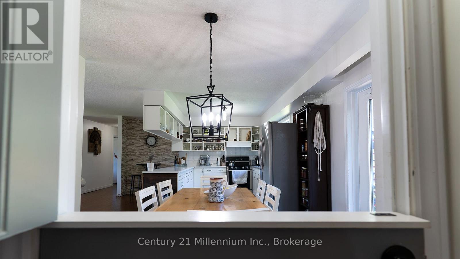 5 Mckean Boulevard, Clearview (Nottawa), Ontario  L0M 1P0 - Photo 10 - S13752970