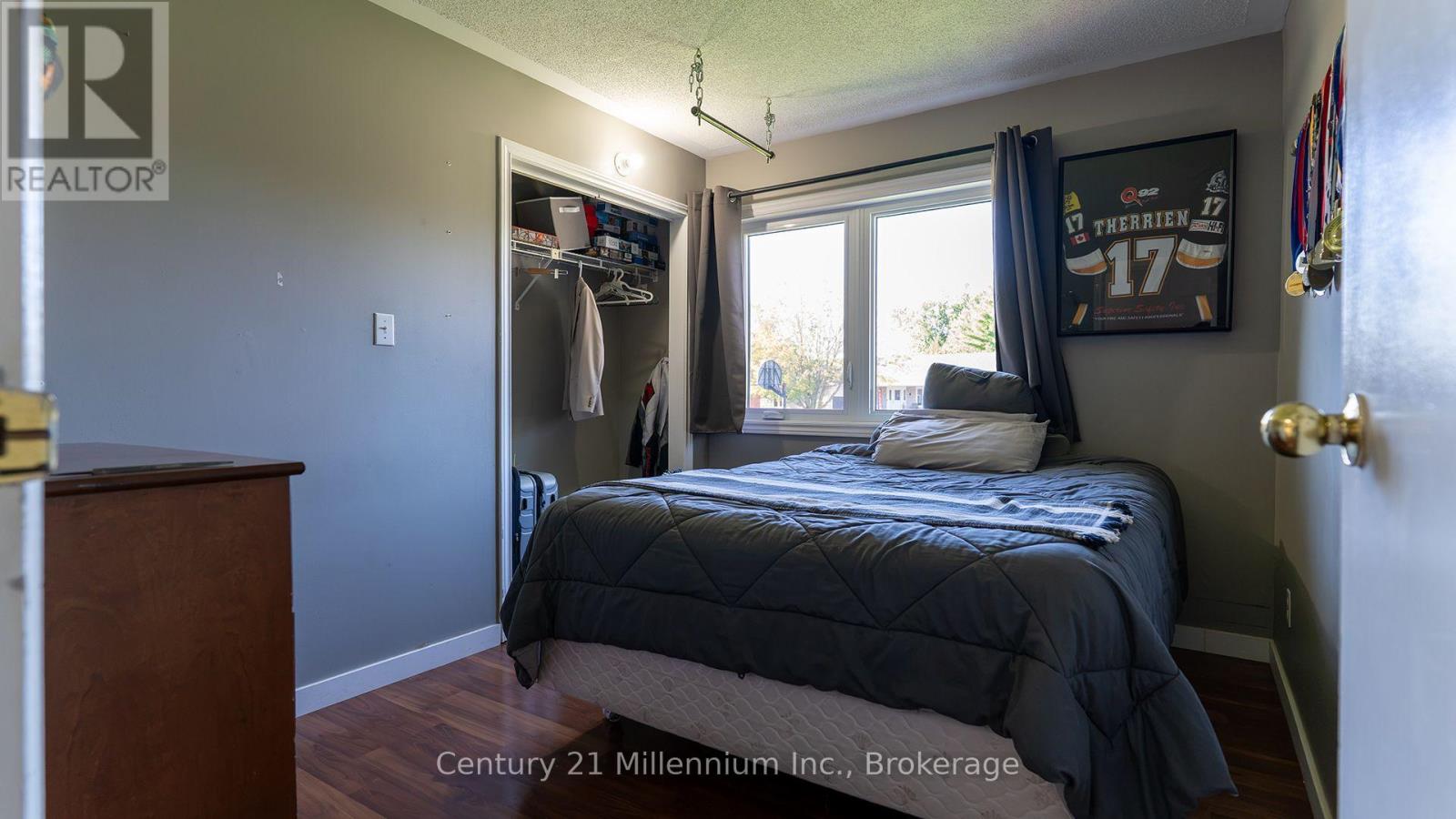 5 Mckean Boulevard, Clearview (Nottawa), Ontario  L0M 1P0 - Photo 12 - S13752970