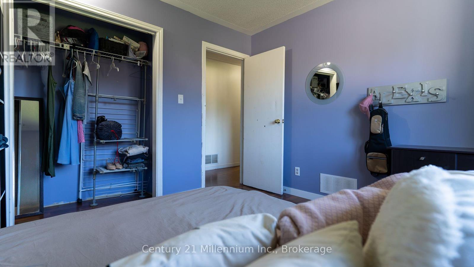 5 Mckean Boulevard, Clearview (Nottawa), Ontario  L0M 1P0 - Photo 15 - S13752970