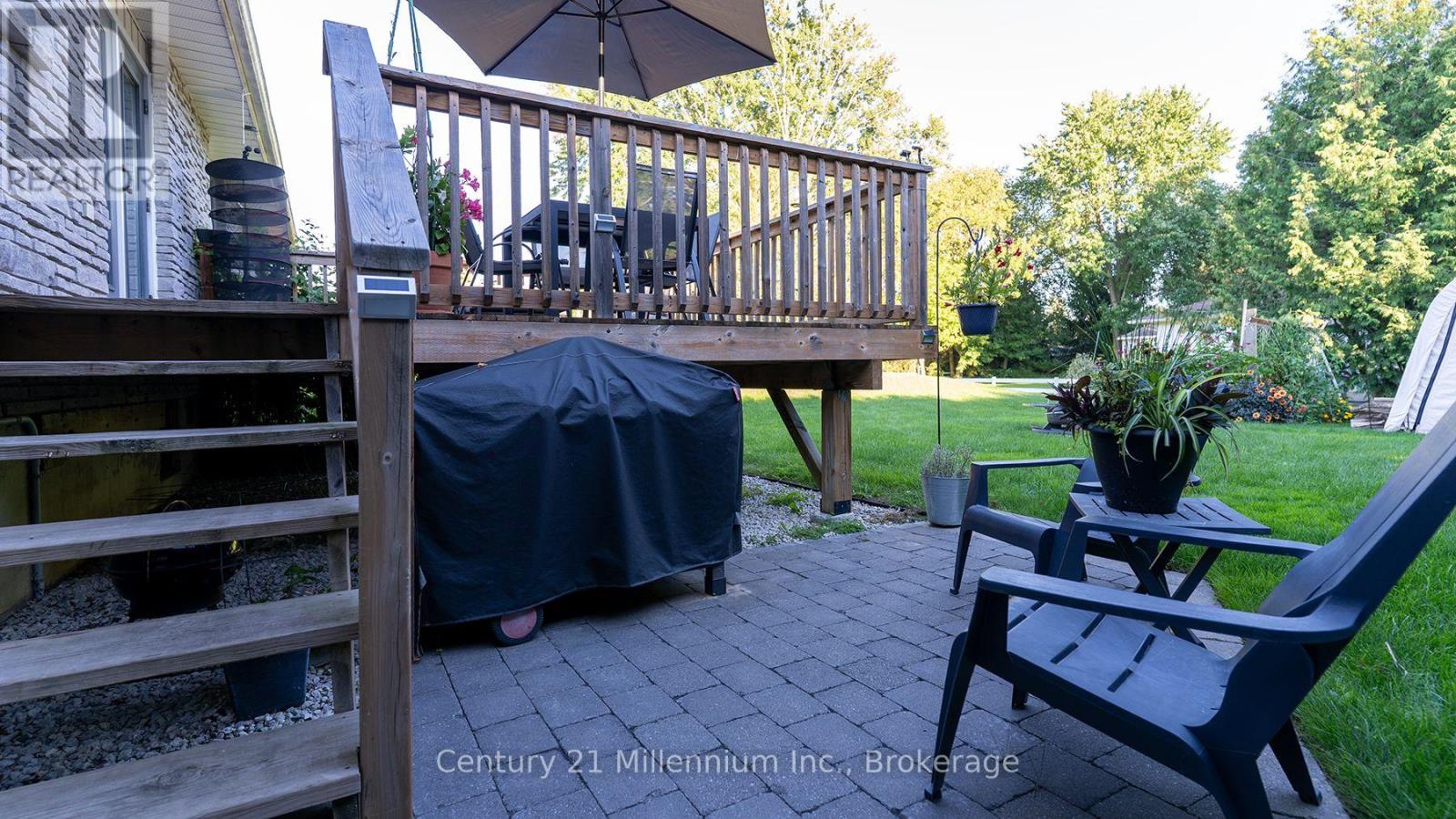 5 Mckean Boulevard, Clearview (Nottawa), Ontario  L0M 1P0 - Photo 32 - S13752970