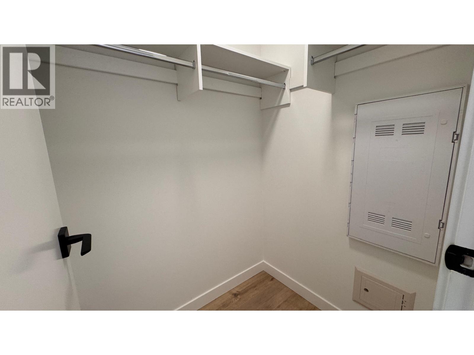 3xx 9xxx University Crescent, Burnaby, British Columbia  V5A 0H5 - Photo 13 - R3162036