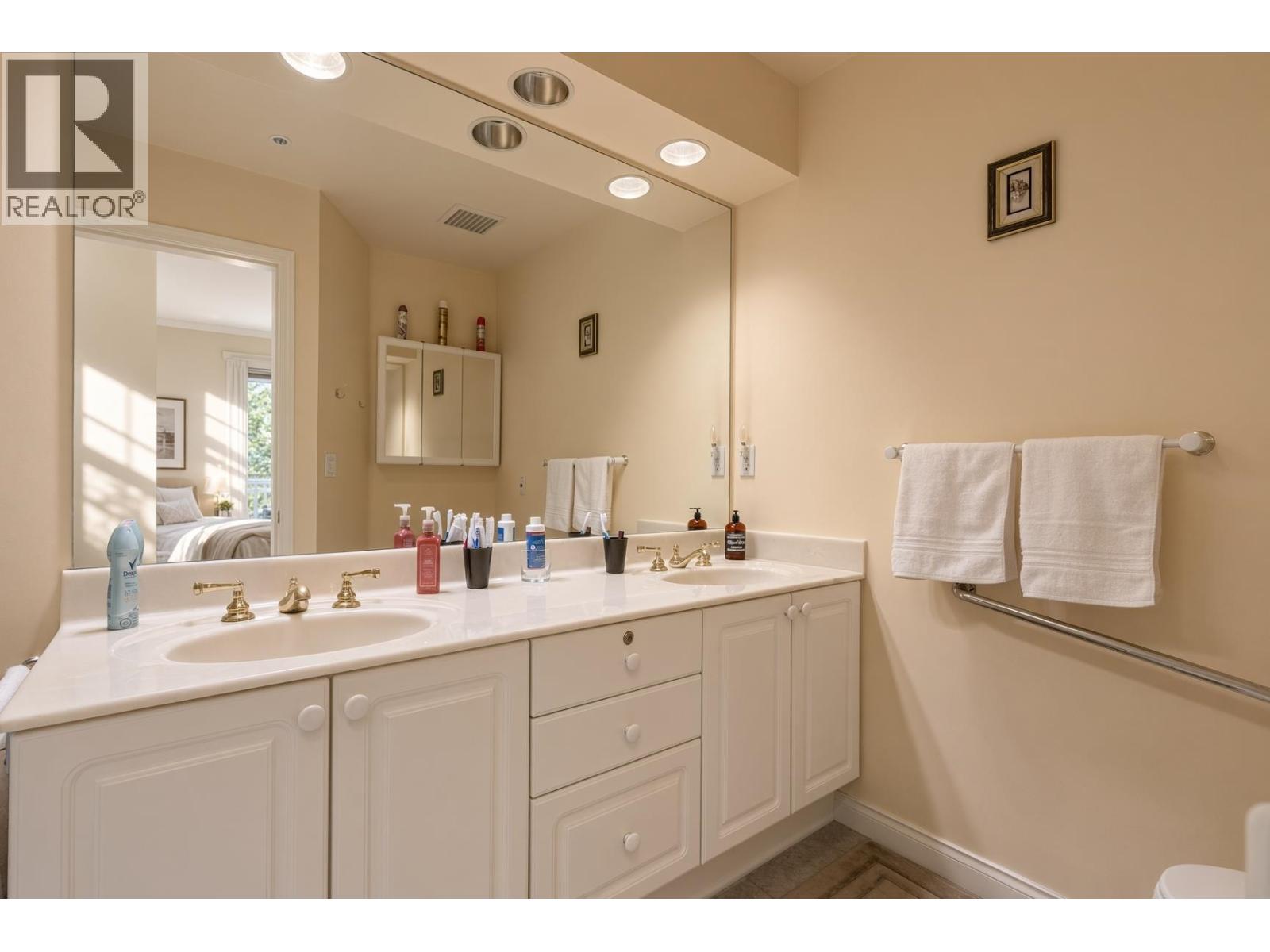 313 2995 Princess Crescent, Coquitlam, British Columbia  V3B 7N1 - Photo 19 - R3162051