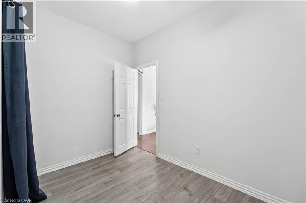 54 East 23rd Street, Hamilton, Ontario  L8V 2W6 - Photo 21 - 40860488