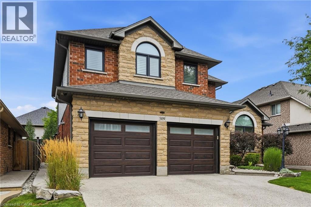 509 Larkspur Lane, Burlington, Ontario  L7T 4L8 - Photo 2 - 40860234