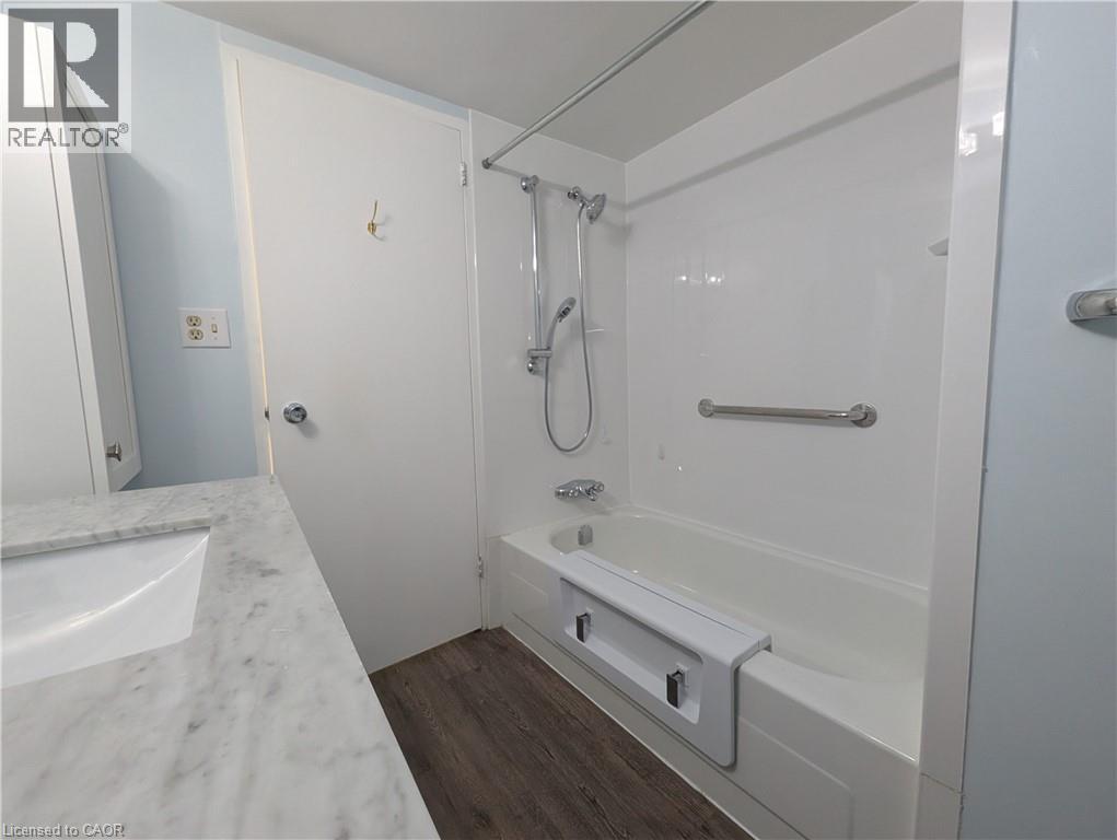 58 Bridgeport Road E Unit# 806, Waterloo, Ontario  N2J 4H5 - Photo 13 - 40859605