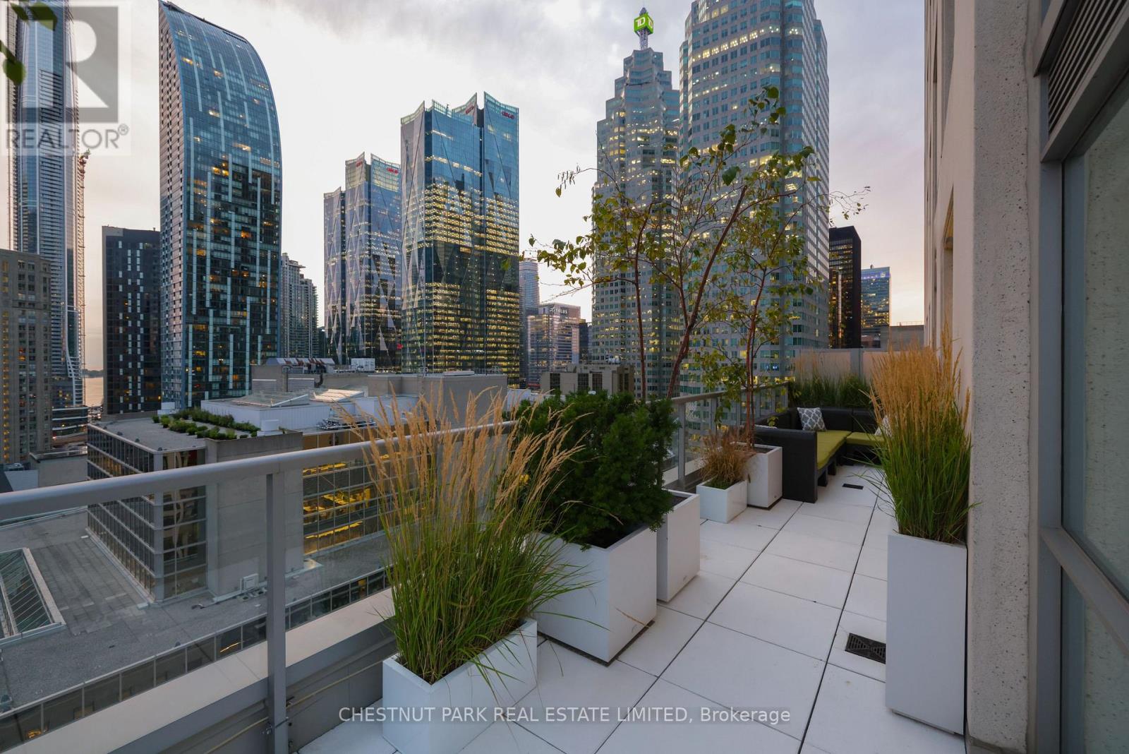 1609 - 88 Scott Street, Toronto, Ontario  M5E 0A9 - Photo 29 - C13752848