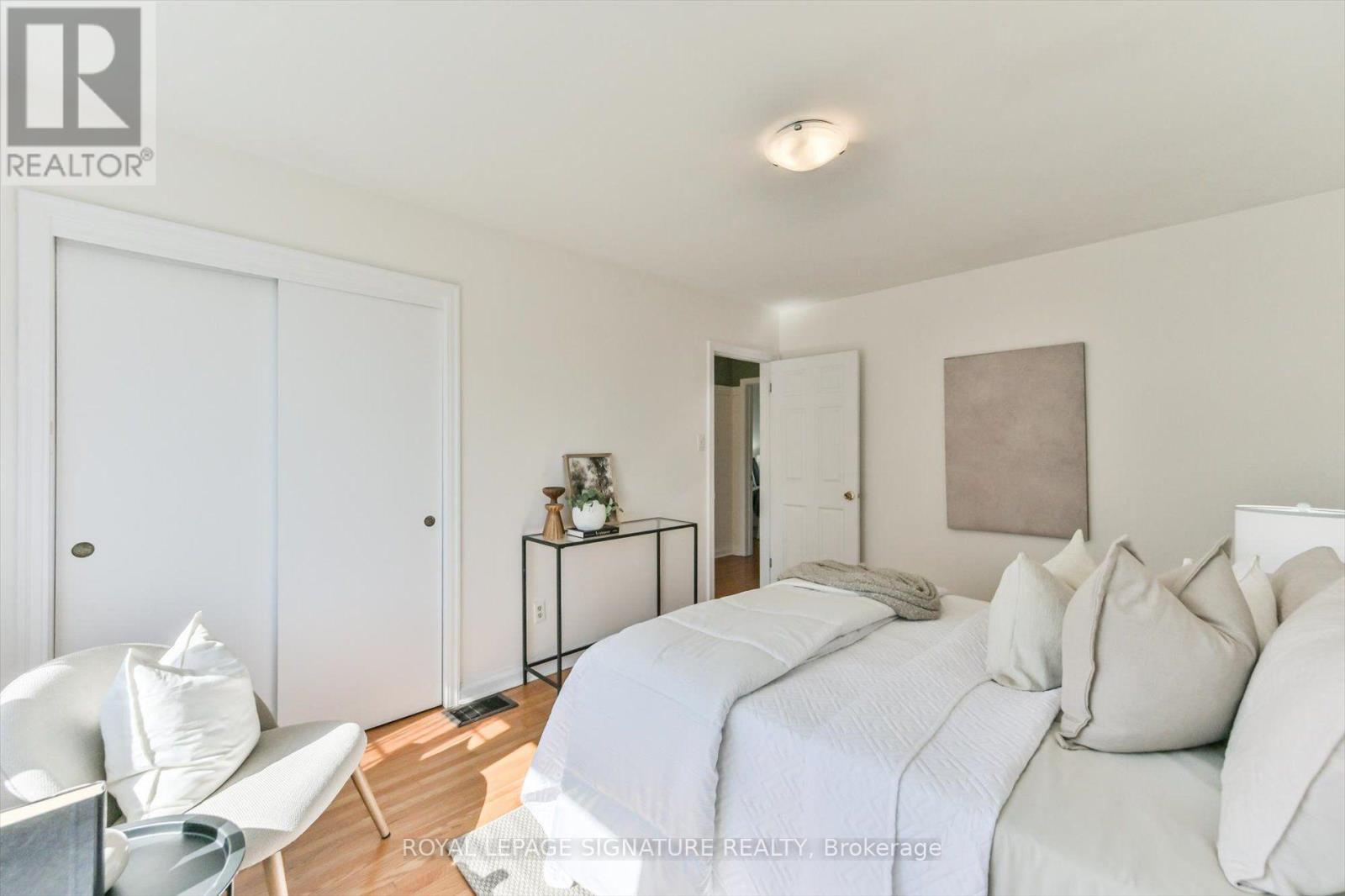 52 Dalside Crescent, Toronto, Ontario  M4A 2H6 - Photo 15 - C13752858