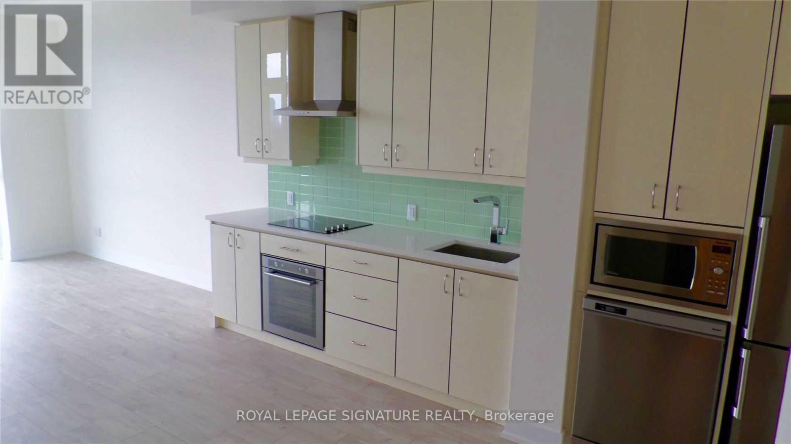 807 - 75 The Donway W, Toronto, Ontario  M3C 2E9 - Photo 2 - C13752902