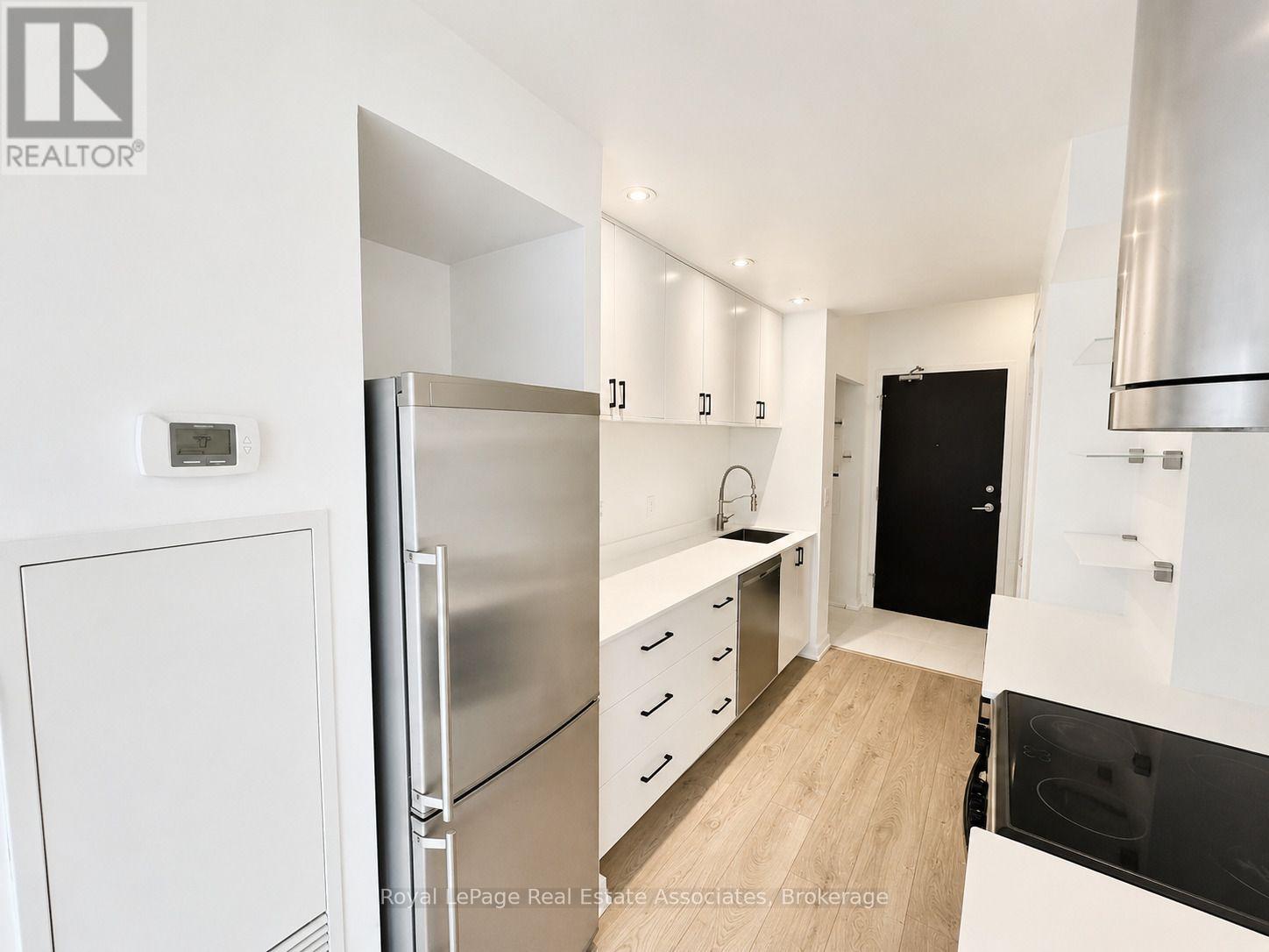 505 - 38 Dan Leckie Way, Toronto, Ontario  M5V 2V6 - Photo 3 - C13752930