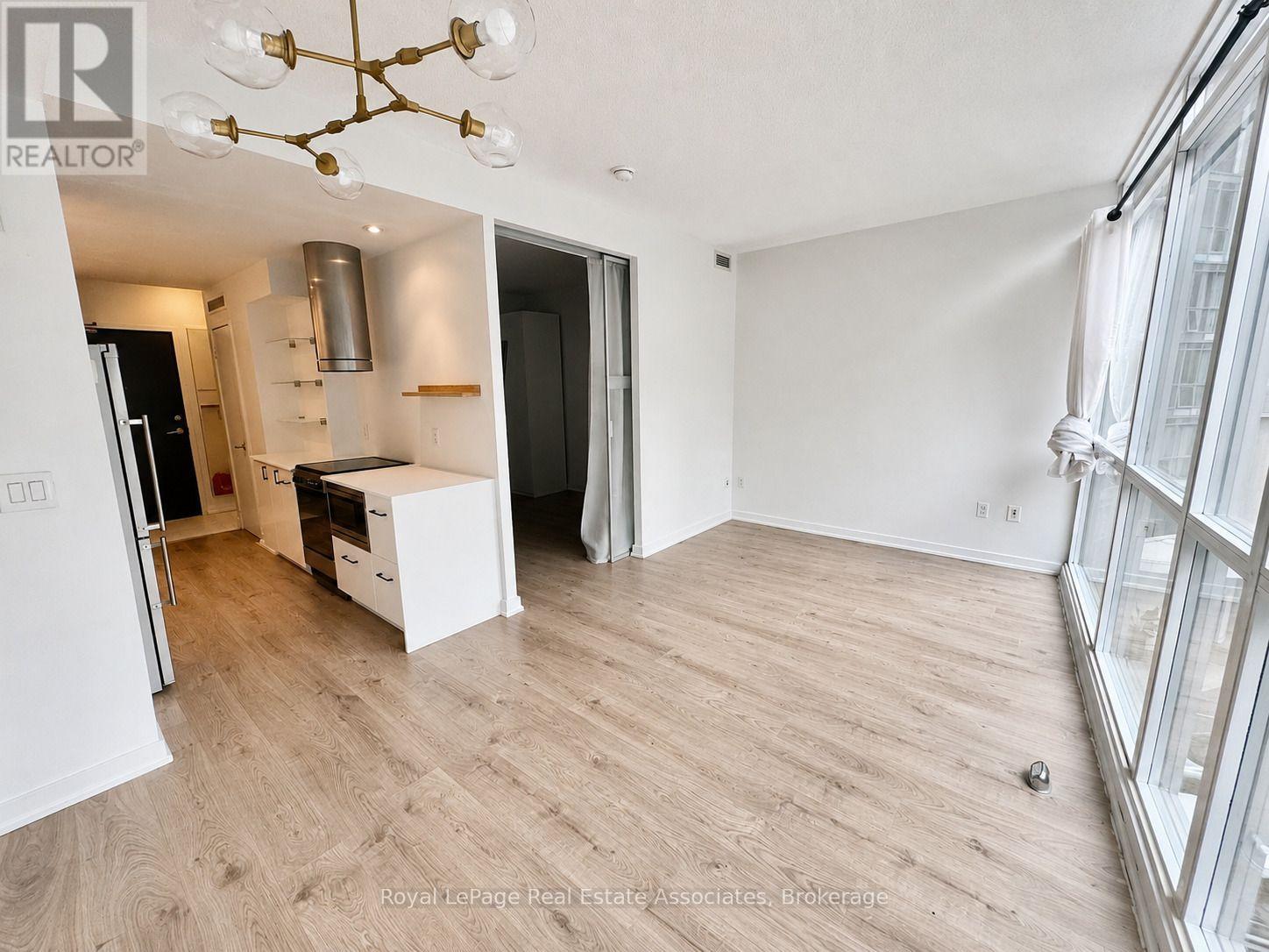 505 - 38 Dan Leckie Way, Toronto, Ontario  M5V 2V6 - Photo 6 - C13752930
