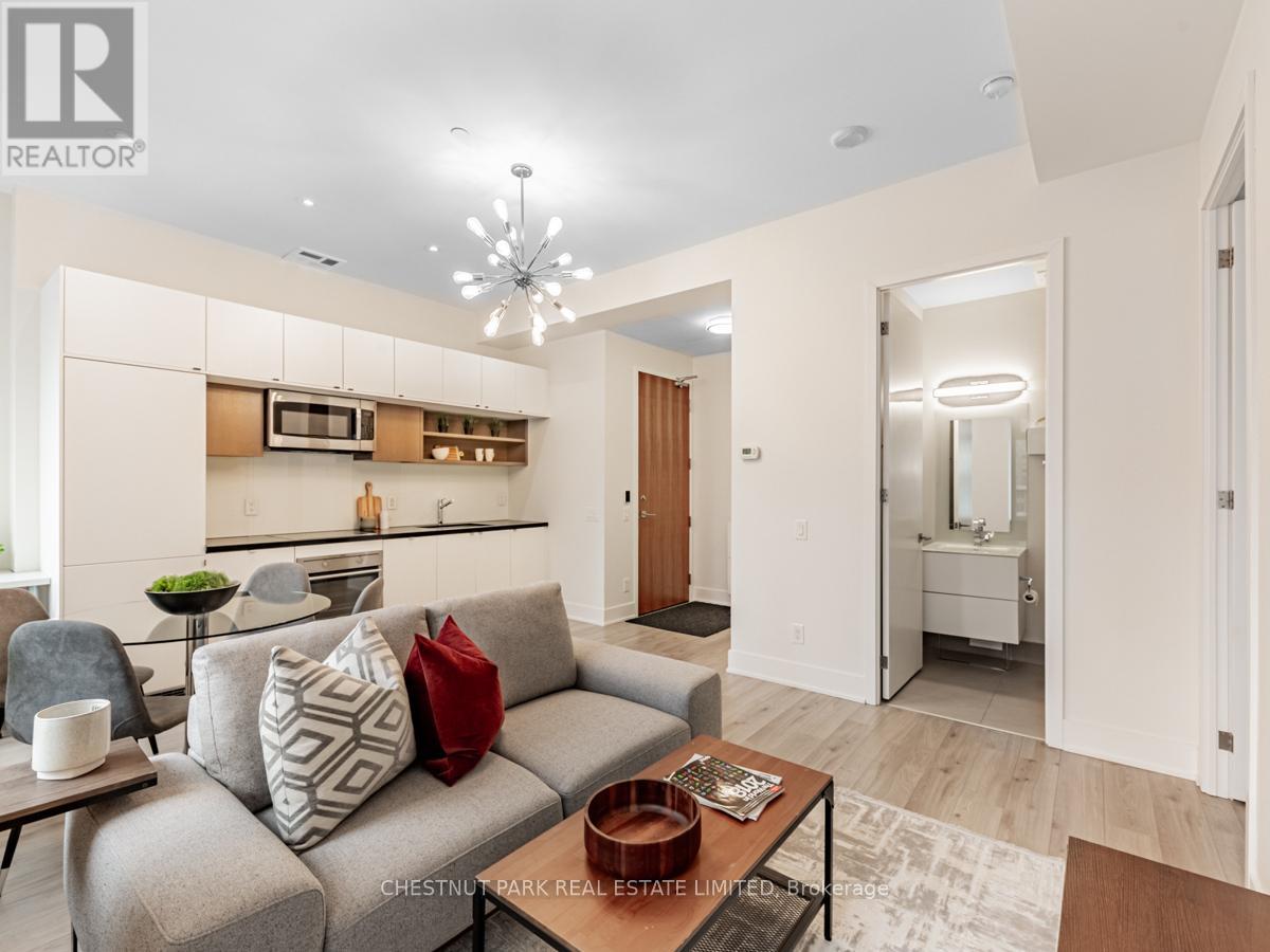 420 - 111 St Clair Avenue, Toronto, Ontario  M4V 1N5 - Photo 11 - C13752936