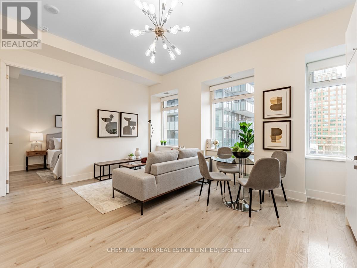 420 - 111 St Clair Avenue, Toronto, Ontario  M4V 1N5 - Photo 7 - C13752936