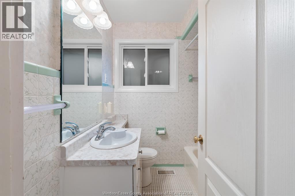 3631 Rankin Avenue, Windsor, Ontario  N9E 3C6 - Photo 18 - 26021479