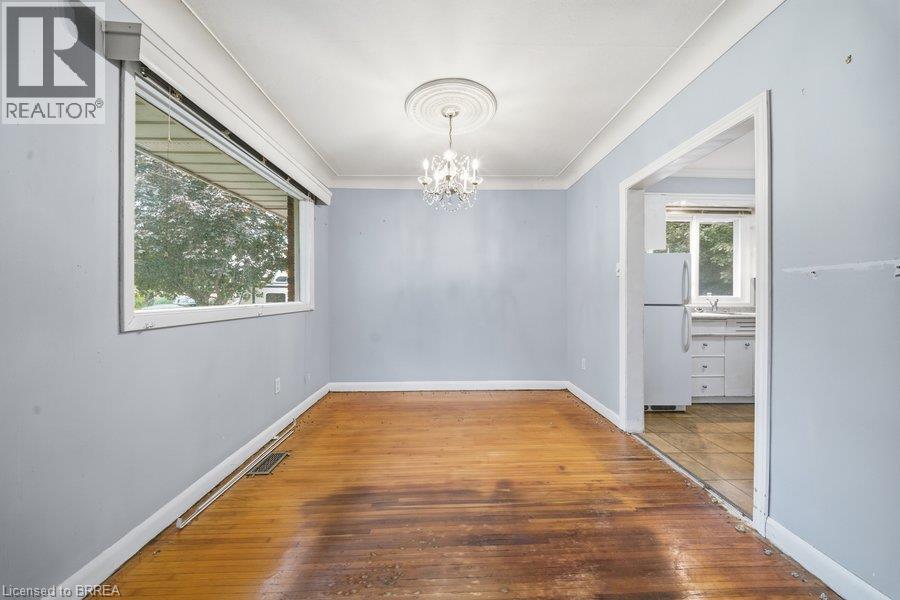115 Tenth Avenue, Brantford, Ontario  N3S 1G5 - Photo 11 - 40858942