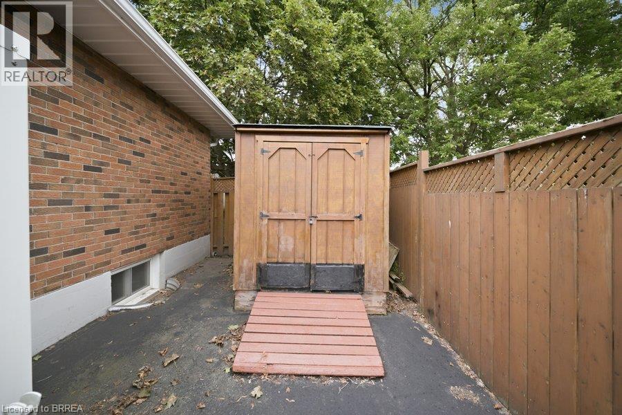 115 Tenth Avenue, Brantford, Ontario  N3S 1G5 - Photo 6 - 40858942