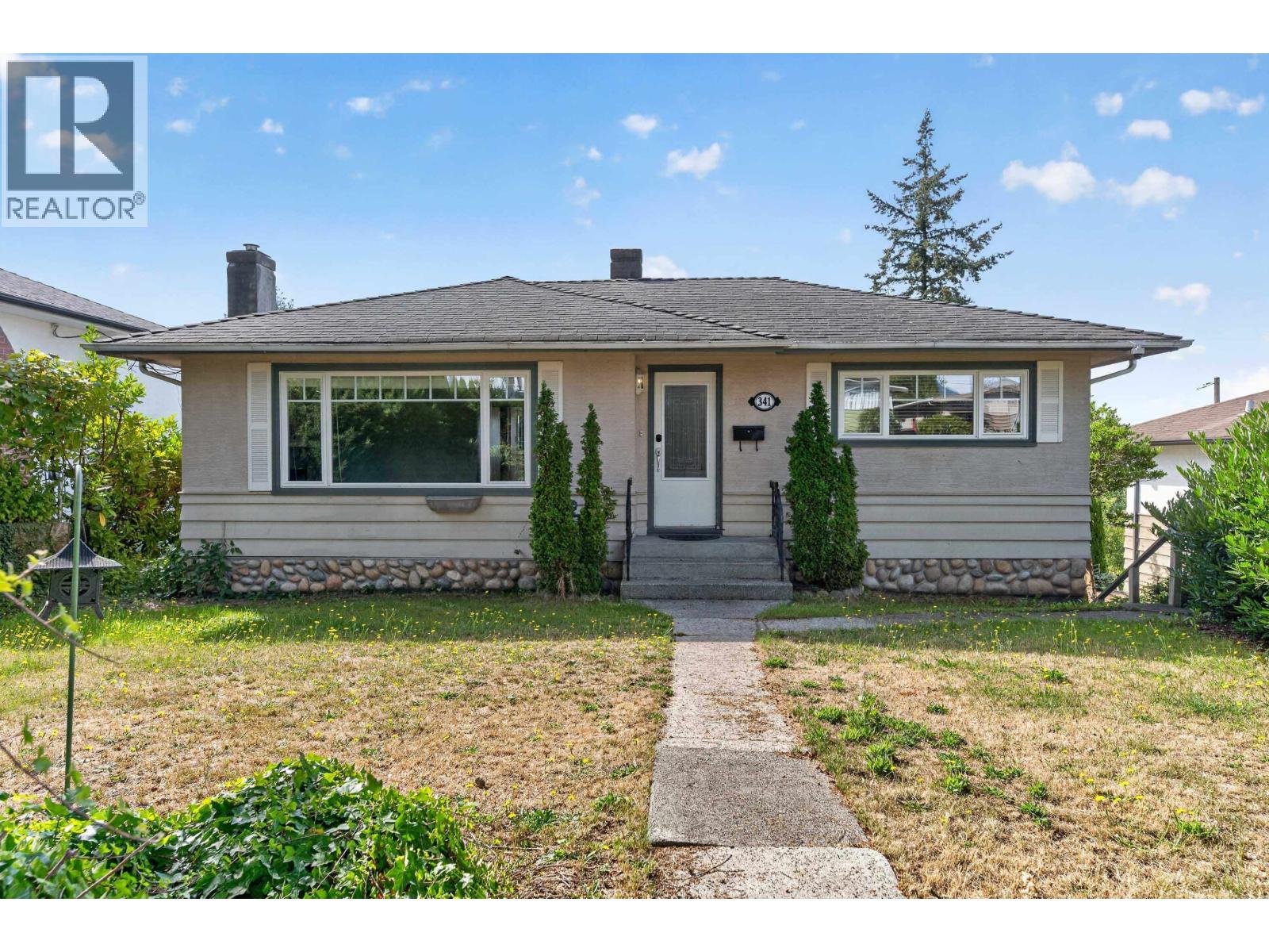 341 W 24TH STREET, north vancouver, British Columbia