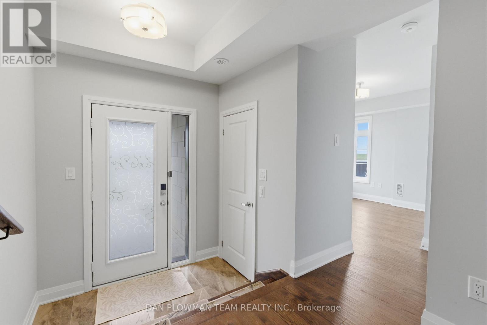 779 Port Darlington Road, Clarington, Ontario  L1C 3K3 - Photo 2 - E13752870