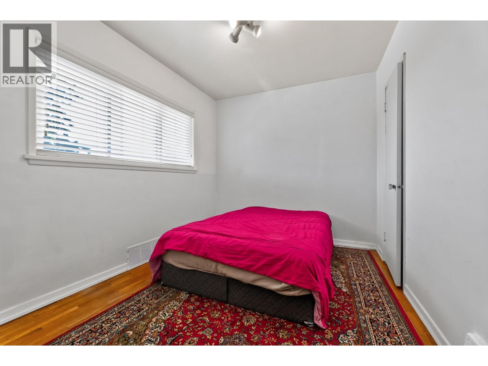 341 W 24th Street, North Vancouver, British Columbia  V7M 2C7 - Photo 14 - R3161869