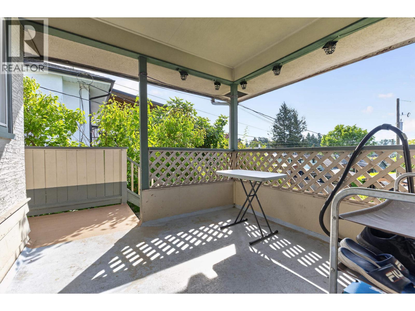 341 W 24th Street, North Vancouver, British Columbia  V7M 2C7 - Photo 19 - R3161869