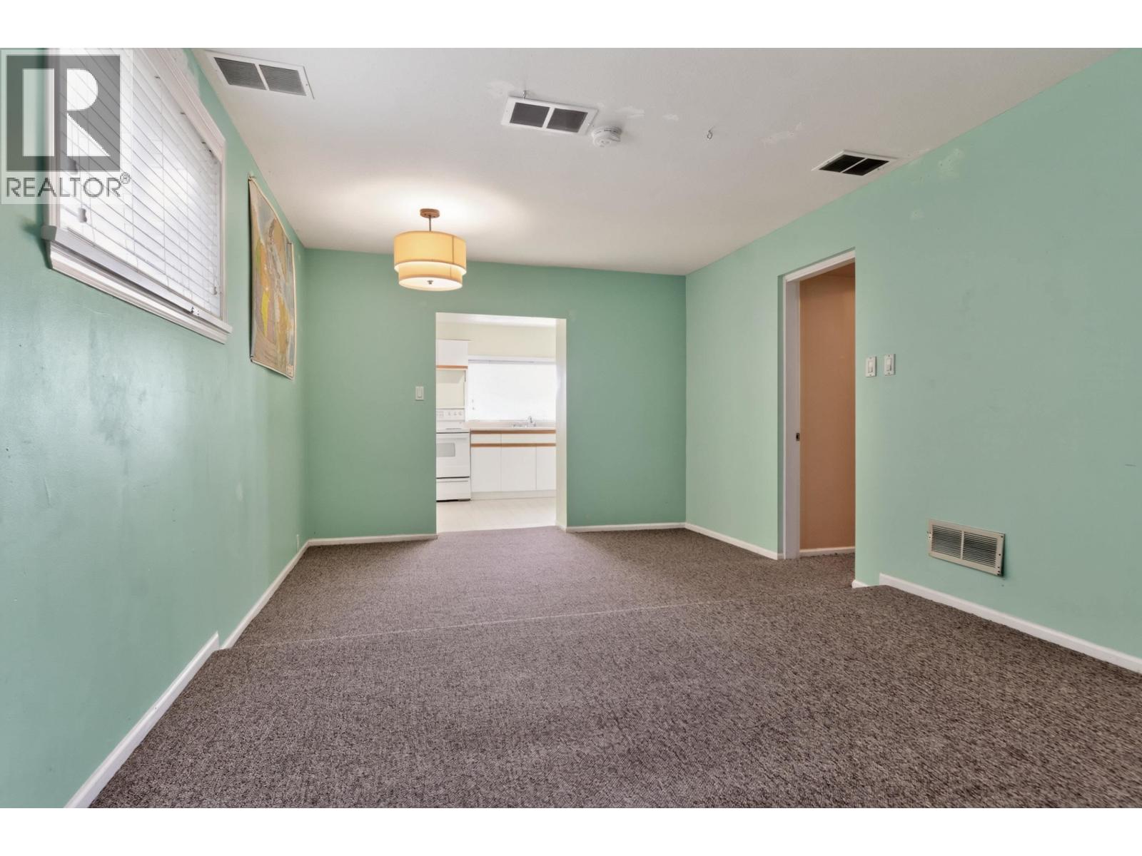 341 W 24th Street, North Vancouver, British Columbia  V7M 2C7 - Photo 20 - R3161869