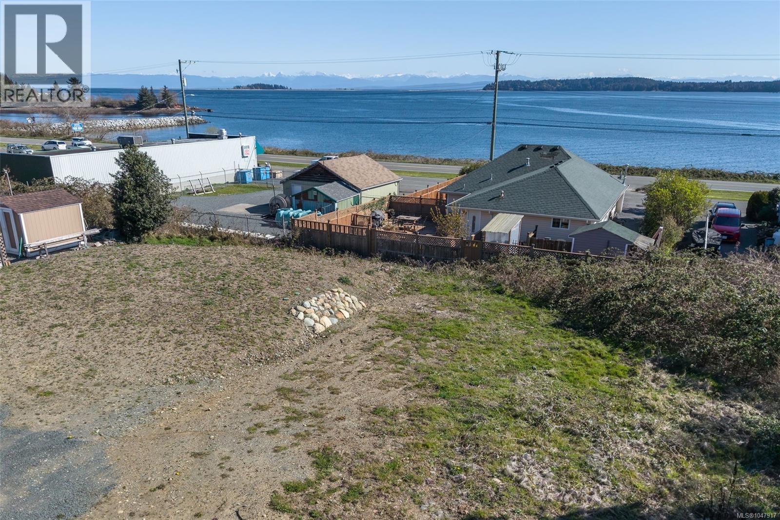 5570 Horne St, Union Bay, British Columbia  V0R 3B0 - Photo 10 - 1047917