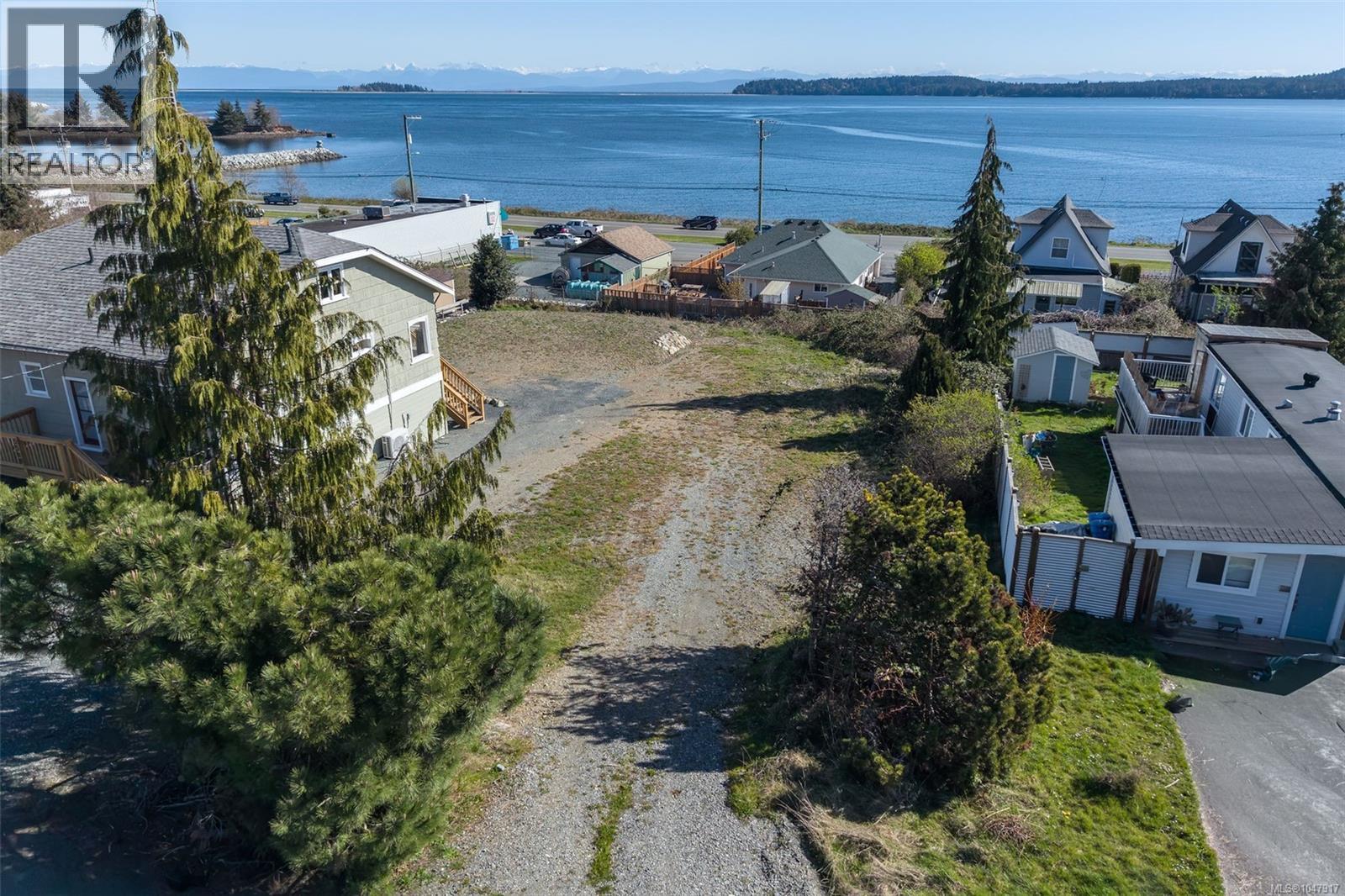 5570 Horne St, Union Bay, British Columbia  V0R 3B0 - Photo 9 - 1047917