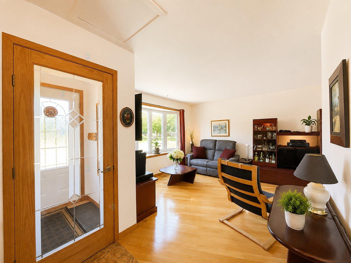 48 Rue Charlevoix Kirkland Quebec Canada H9J2T6 5